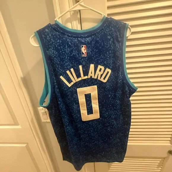 Nike Teal and Navy Basketball Jersey - Picture 2 of 4